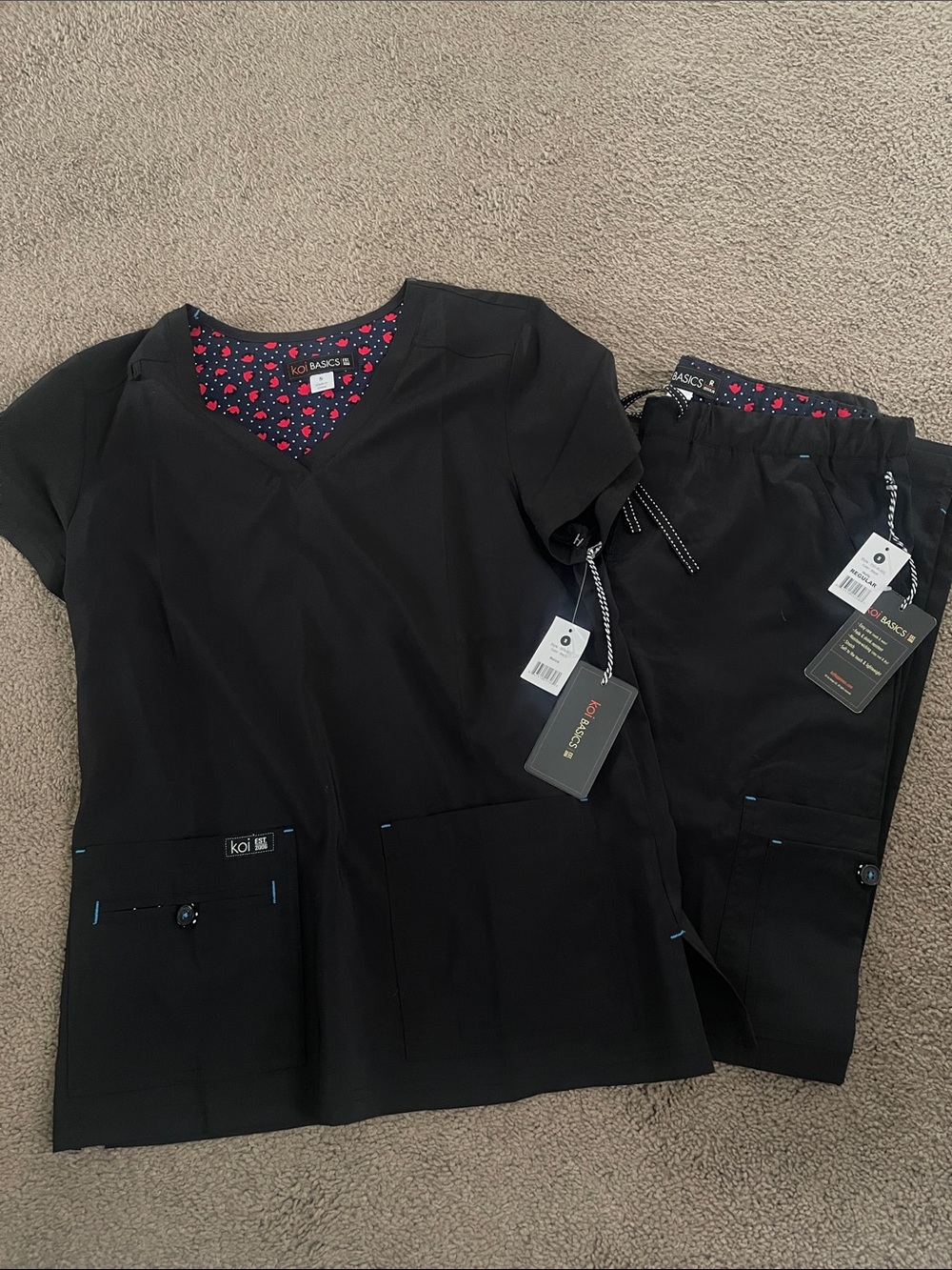 Koi Women's Black Scrub Top & Pants Set New! Size Small - Picture 1 of 6